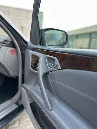 w210 panel: Mercedes-Benz E-Class (W210) sedan - Kuzov: qara rəng, 4 qapı - — 7