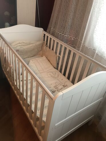 кресло для детей в машину: Детская кровать Mother care, серия « Винни пух ». В идеальном