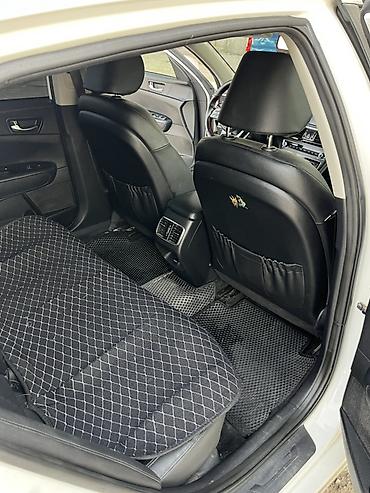 Продажа авто: Kia K5: 2019 г., 2 л, Автомат, Гибрид, Седан — 7