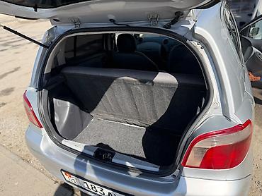 на vitz: Toyota Vitz: 2000 г., 1 л, Автомат, Бензин, Хэтчбэк — 10