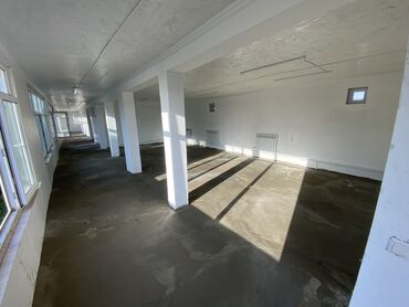 Долгосрочная аренда домов: 200 м², 6 комнат, Утепленный