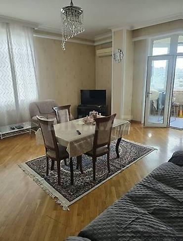 agsuda ev satilir: 2 otaqlı, Yeni tikili, 95 kv. m — 2