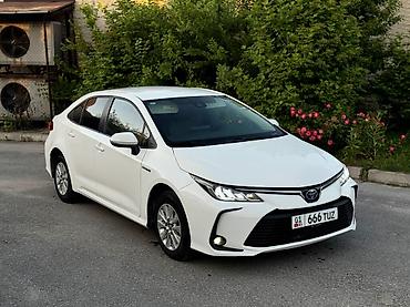 tayota progres: Toyota Corolla: 2021 г., 1.8 л, Вариатор, Гибрид, Седан — 2