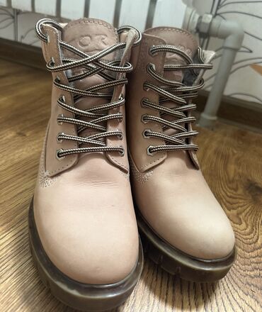 женский ботинка: Зимние ботинки фирмы ЭТОР (Турция), 36 размер в отличном состоянии