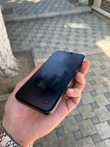 Apple iPhone: IPhone 14, 256 GB, Midnight, Simsiz şarj, Face ID
