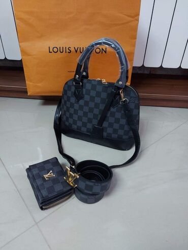 Torbe: Cena torbi 2450
Cena kaisa 1.700
Cena novcanika 1.700
Alb sa porezom — 17