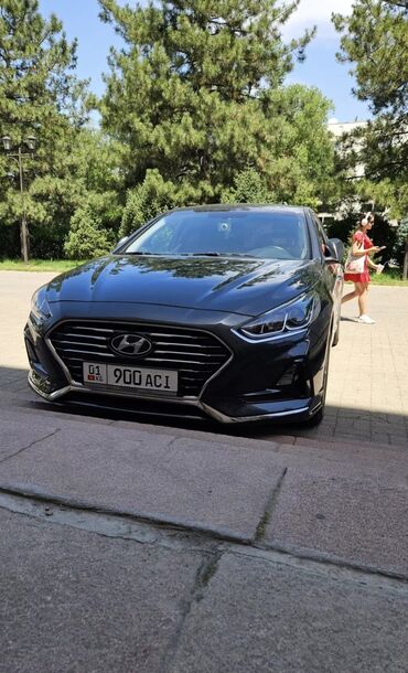 стариа: Hyundai Sonata: 2018 г., 2 л, Типтроник, Газ, Седан