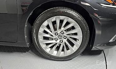 лексус ес 300 h: Lexus ES: 2021 г., Вариатор, Гибрид, Седан — 6