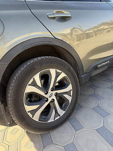 Subaru: Subaru Outback: 2020 г., Автомат, Бензин, Универсал — 3