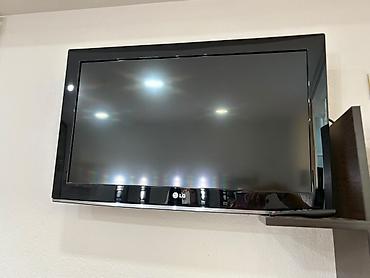 LG düz ekran televizor - Marka: LG - Ekran: düz panel, parlaq qara lalafo.az -da LG düz ekran televizor - Marka: LG - Ekran: düz panel, parlaq qara