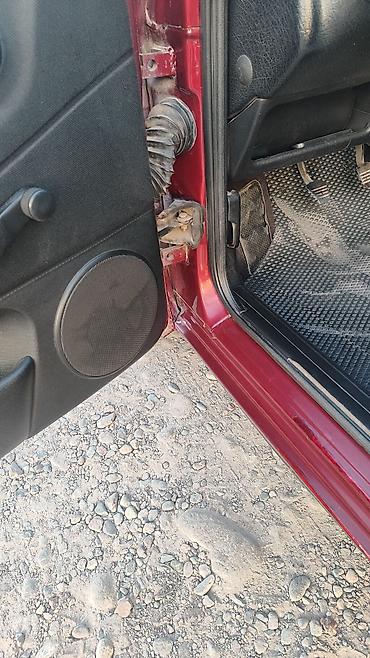 Volkswagen: Volkswagen Passat: 1995 г., 2 л, Универсал — 9