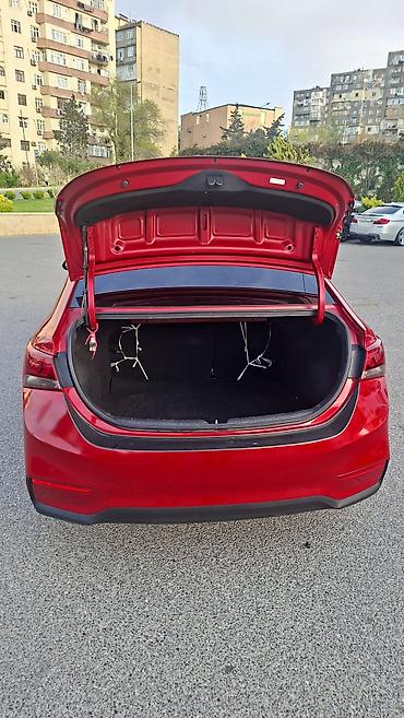 eziy: Hyundai Accent: 1.6 l | 2018 il Sedan — 6