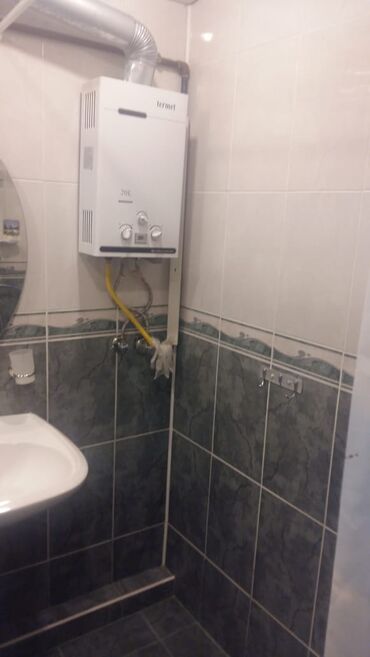 Kirayə mənzillər: Bakı, 8-ci kilometr, 2 otaqlı, Köhnə tikili, m. Neftçilər, 46 kv. m