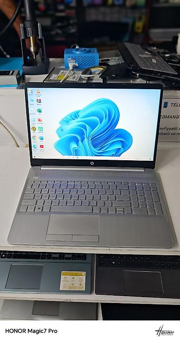msi noutbuk: Prosessor - Ryzen3 3250 (i3 10 cu nəsil ilə eyni) Ram - 8 GB DDR4 — 2