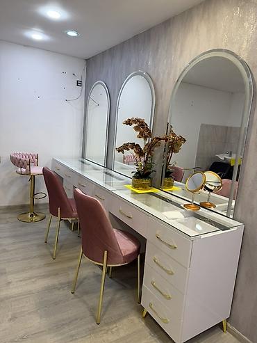 bar oturacaqlar: Gözəllik salonları və makiyaj otaqları üçün 3 bölməli vizaj masası və — 3