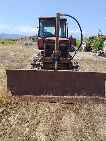 traktor dt 75 celilabad: Buldozer (paletli traktor) – DT-75 seriyası Texniki təsvir: - Tip — 5