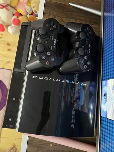 Kitablar, jurnallar, CD, DVD: Playstation 3 satılır 574 yaddaş 2 pult əla vəzyətdədir hər bir şeyi