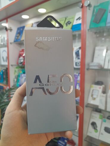 iphone adapter qiymeti: Адаптер Новый