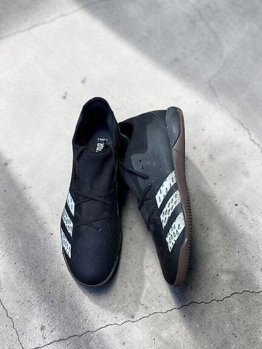 Футзальные кроссовки Adidas Predator (индор) - Цвет: чёрный с