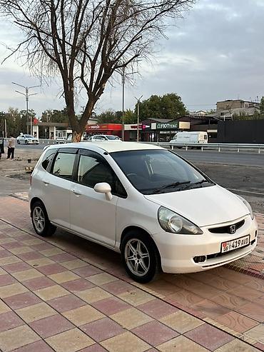 дамкрат на фит: Honda Fit: 2003 г., 1.3 л, Автомат, Бензин, Хэтчбэк — 3