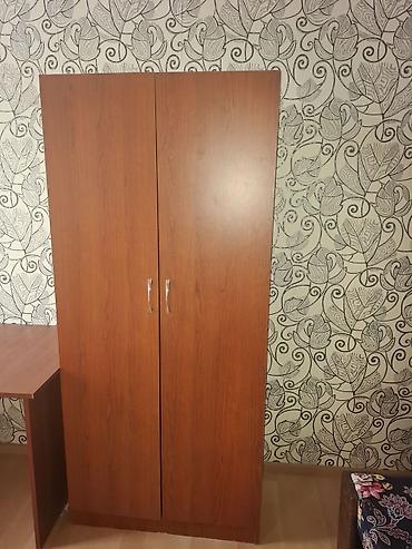 ayaqqabi refi: İkiqapılı paltar dolabı - Material: laminat/taxta kompozit, qoz ağacı — 1
