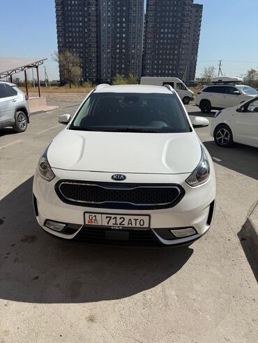спрей скорая помощь: Kia Niro Hybrid, белый кроссовер 2018, 1.6 гибрид. Без ключевой