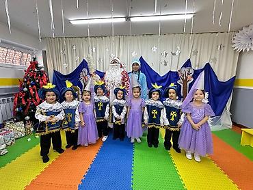 базарить: Сдается костюм Мушкетера. 
Для детей от 4-7 лет — 3