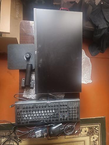 dizustu komputer: LG monitor 25' 100 herz Razer klaviatura və mouse dəsti təqdim — 1