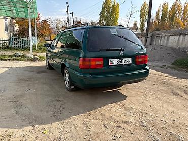 Volkswagen: Volkswagen Passat Variant: 1994 г., 1.8 л, Механика, Бензин, Универсал — 5