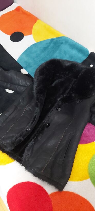 qara palto: Пальто XL (EU 42), цвет - Черный