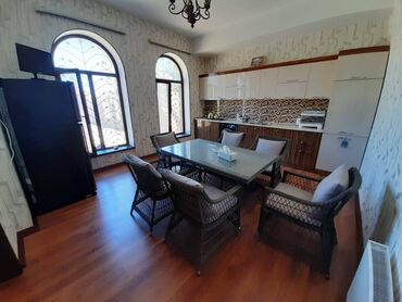 Həyət evləri və villaların satışı: Mərdəkan 5 otaqlı, 182 kv. m, Orta təmir — 16