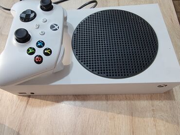 video çəkən: Xbox Series S konsolu, Icerisinde 6 ayliq game pass, mafia old contry