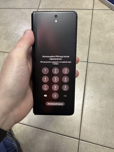 Samsung: Samsung Galaxy Z Fold 3, Б/у, 256 ГБ, цвет - Черный, 2 SIM