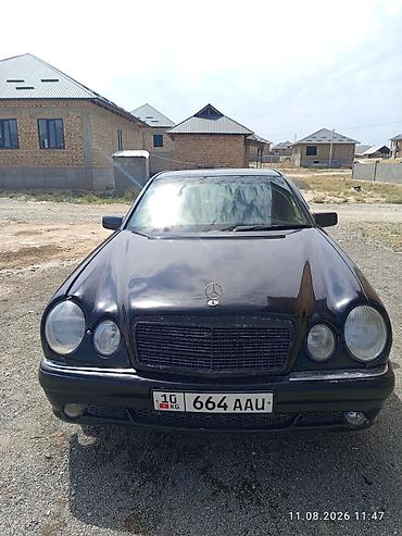 фонари освещения: Mercedes-Benz E-Class: 1997 г., Седан — 5