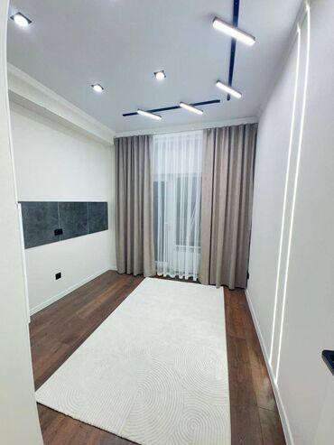срочно продаётся 1 комнатная квартира в районе ошского рынка: 1 комната, 35 м², Элитка, 7 этаж, Дизайнерский ремонт