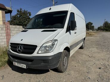 2 4 д: Легкий грузовик, Mercedes-Benz, Стандарт, Б/у