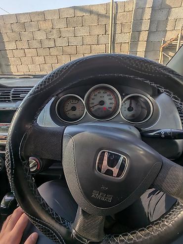 fit 2017: Honda Fit: 2002 г., 1.3 л, Вариатор, Бензин, Хэтчбэк — 4