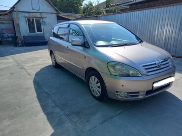 таета джип: Toyota Ipsum: 2002 г., 2.4 л, Автомат, Бензин, Минивэн