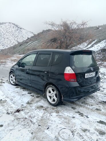 Honda: Honda Fit: 2002 г., 1.3 л, Вариатор, Бензин