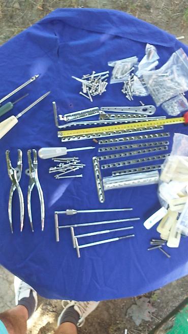 hirurški celik: Osteosintetski materijal. Pločice i šarafi za sastavljanje kostiju — 1