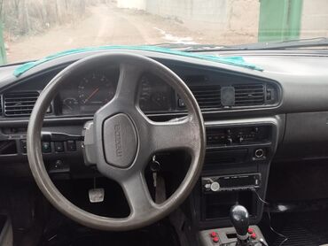 Mazda: Mazda 626: 1989 г., 2.2 л, Механика, Бензин, Седан — 9