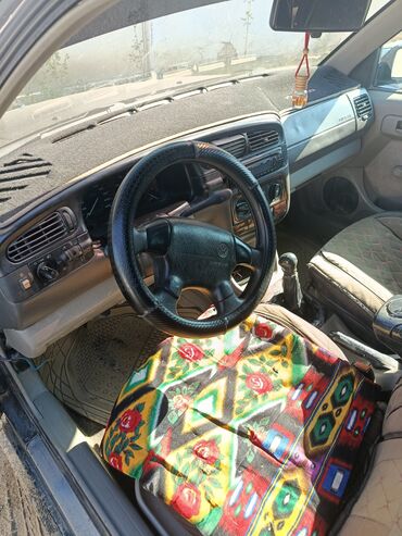 полики ренж ровер: Volkswagen Vento: 1993 г., 1.8 л, Механика, Бензин, Седан
