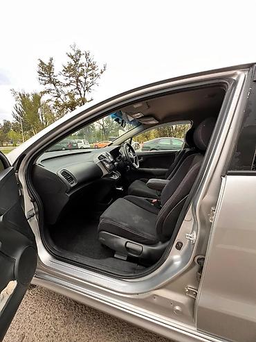 Honda: Honda Stream: 2009 г., Автомат, Минивэн — 8