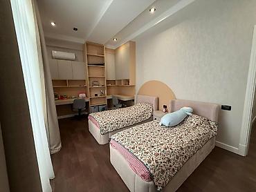 Yeni tikili: İcarəyə verilir 3 otaqlı yeni tikili 120 m², Nizami m. Kateqoriya — 13