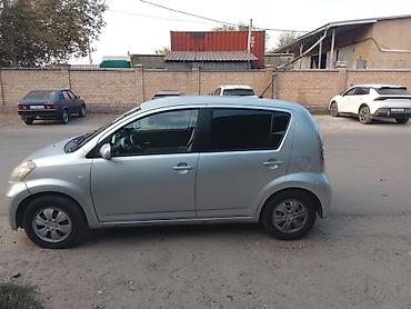 дайхатсу бун: Daihatsu : 2009 г., 1.3 л, Механика, Бензин, Седан — 4