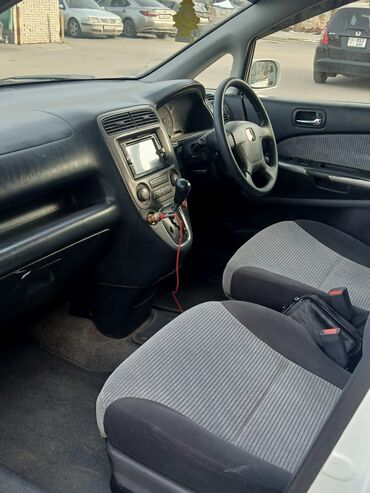 Honda: Honda Stream: 2002 г., 2 л, Автомат, Бензин, Минивэн — 11