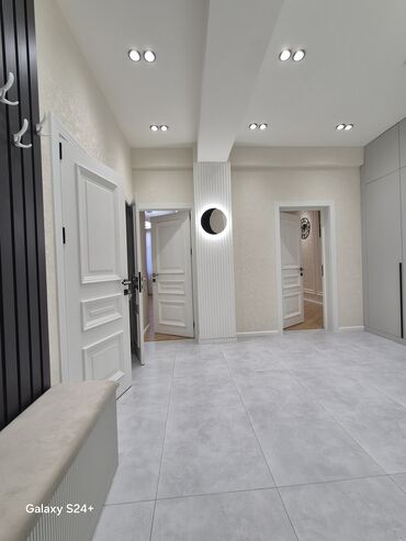 сумгаит купить квартиру: 8-ci mikrorayon, 2 otaqlı, Yeni tikili, m. Gənclik, 67 kv. m