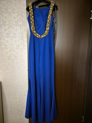 Ziyafət donları: Zərif qara axşam/gecə libası - Model: uzun, A-kəsimli, qollu (qısa — 8