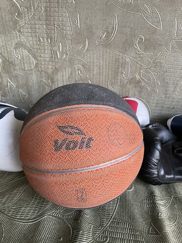 баскетбольный мяч бу: Баскетбольный мяч volt оригинал SG7
Торга нету