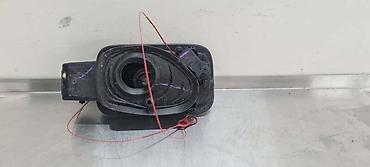 too box: POKLOPAC REZERVOARA ZA AUDI A4 - 8W0809906 | POKLOPAC REZERVOARA — 2